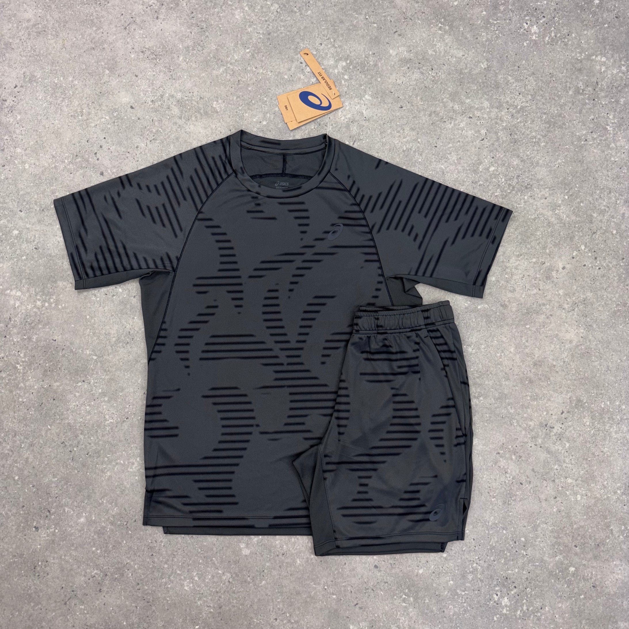 ASICS ALL OVER T-SHIRT & SHORT SET - GRAPHITE / BLACK