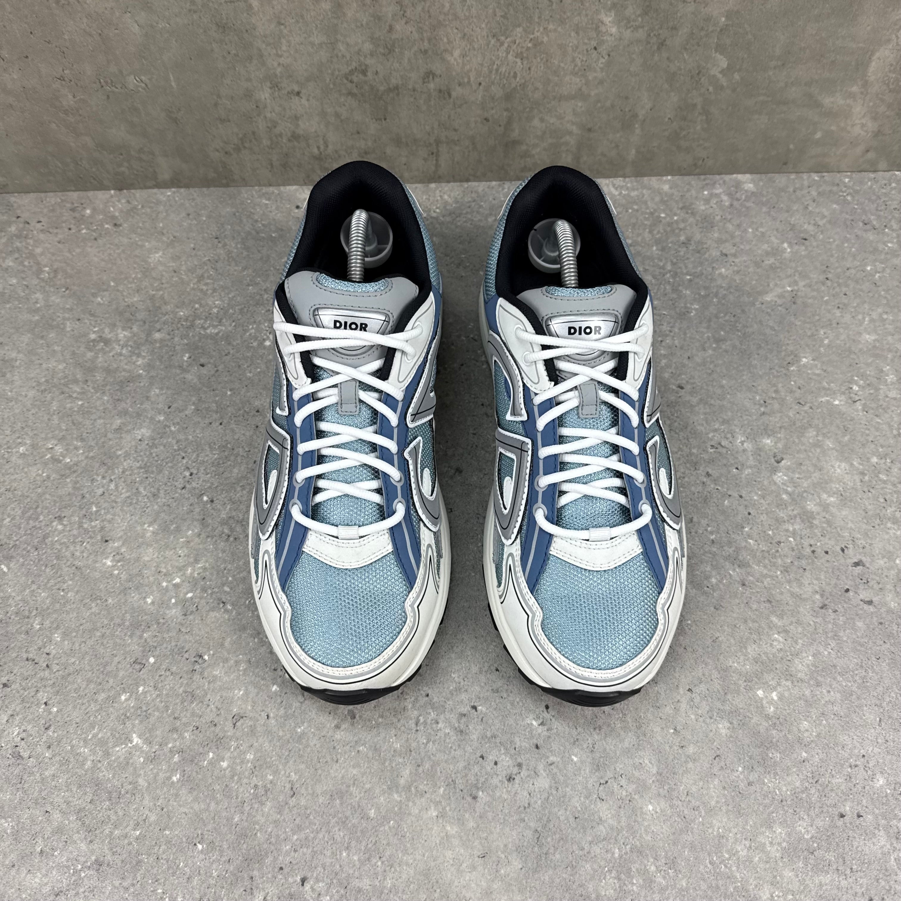 DIOR B30 LIGHT BLUE - (EU44 / UK 10)