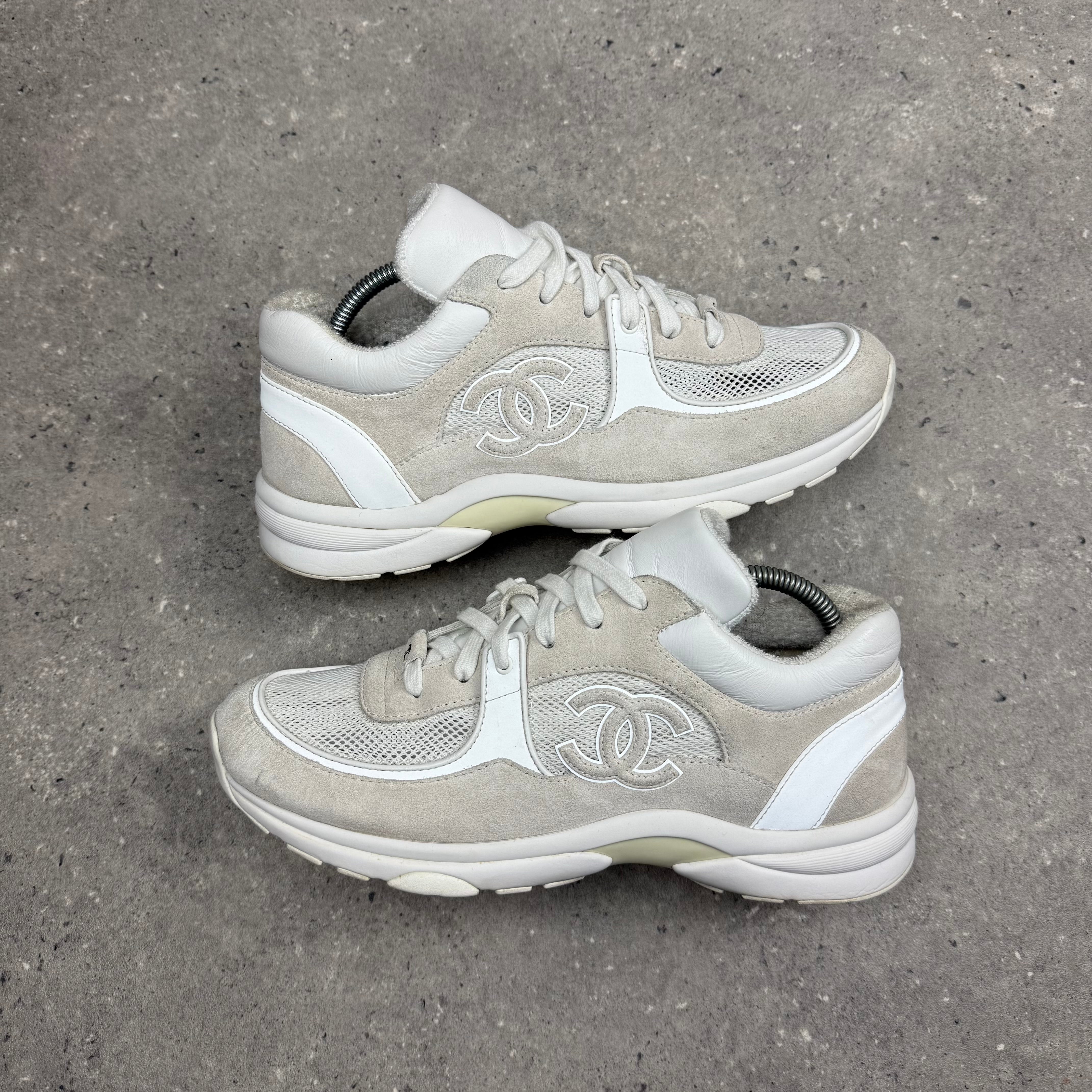 CHANEL CC RUNNERS -  (EU42 / UK8)