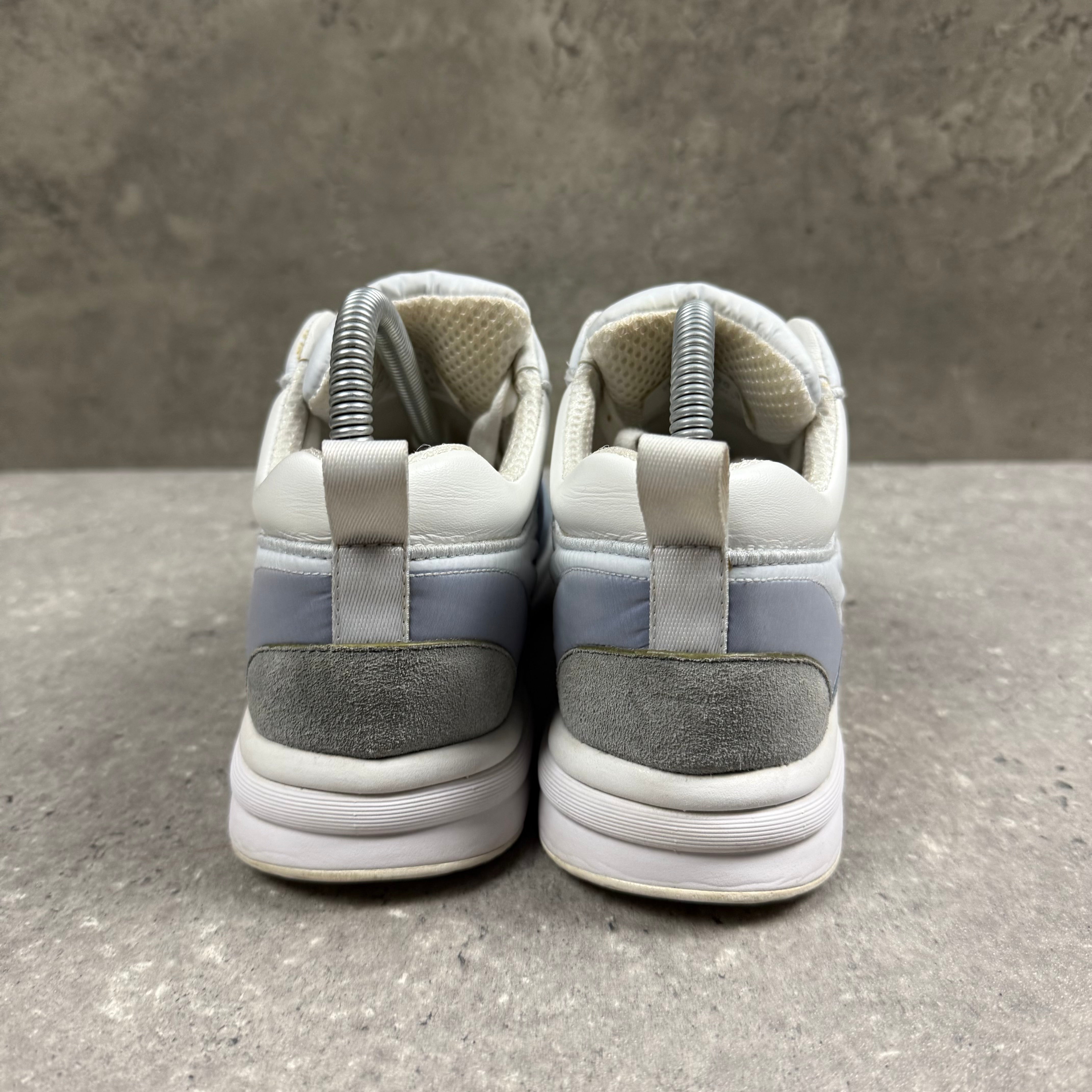 CHANEL RUNNERS LIGHT BLUE -  (EU37 / UK4)