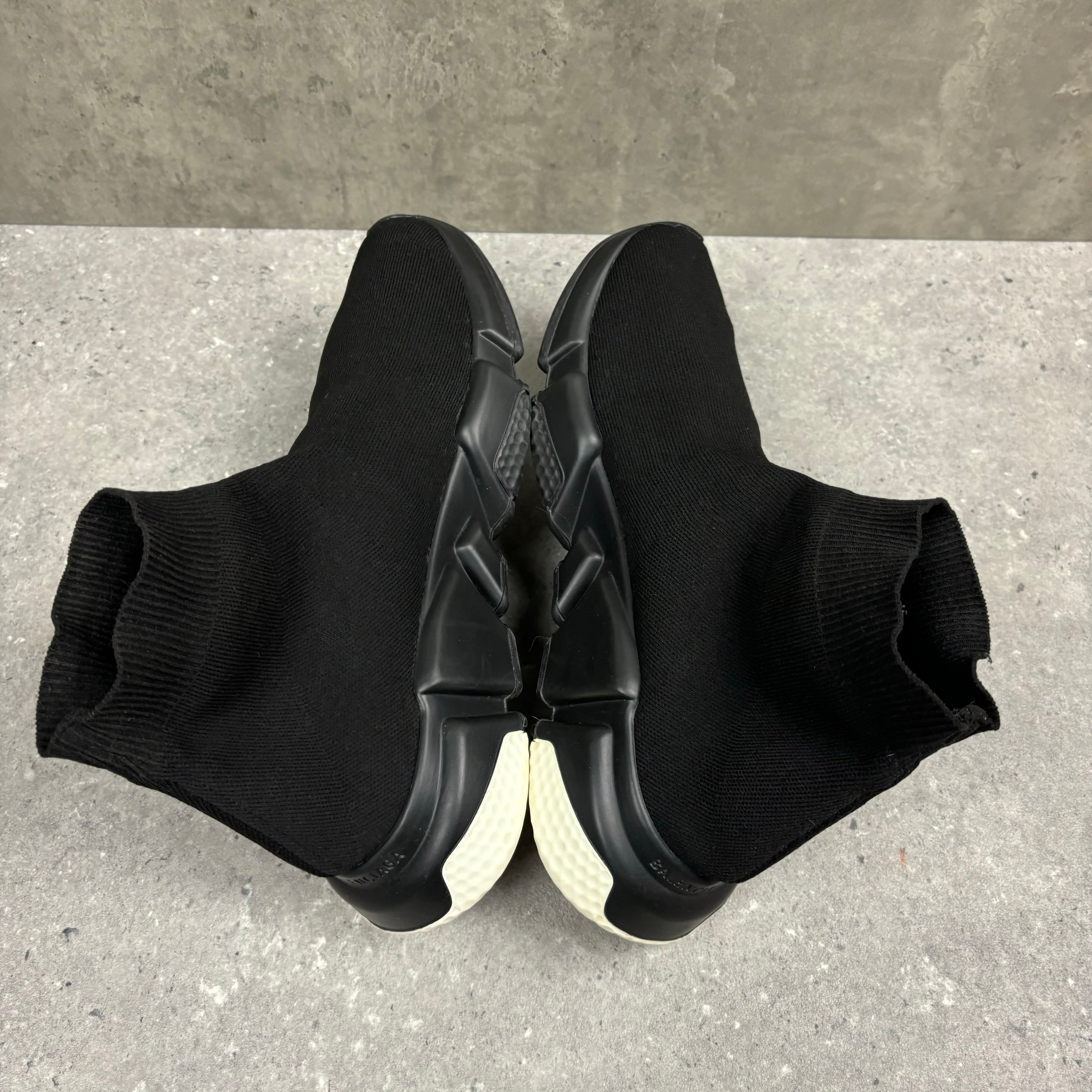 BALENCIAGA SPEED RUNNERS - EU40 (FIT UK 6.5)
