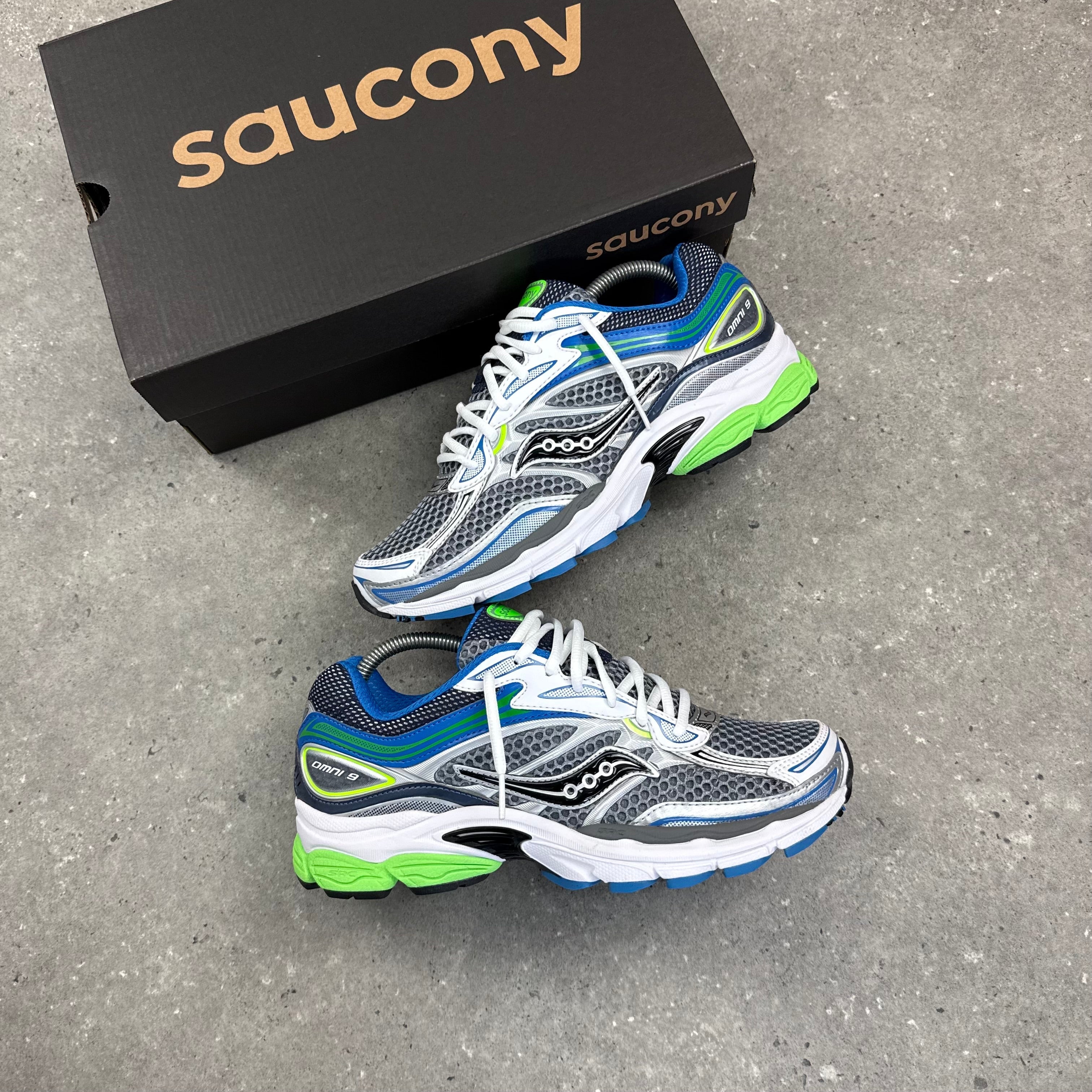 SAUCONY OMNI PRO GRID 9 - GREY/SLIME