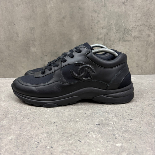 CHANEL RUNNERS -  (EU 41 / UK 7)