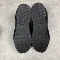 VALENTINO ROCKRUNNER BLACK - (EU44 / UK10)