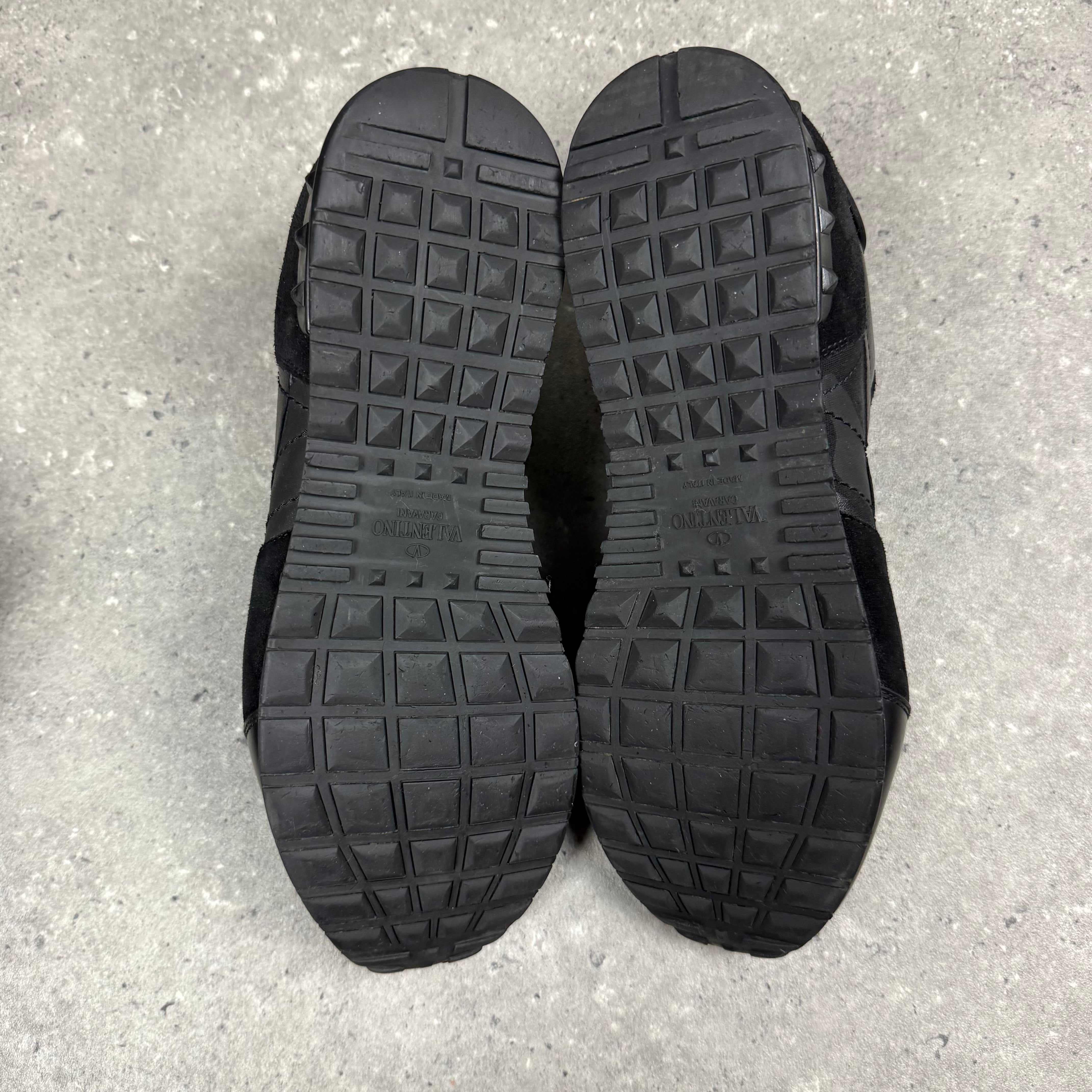 VALENTINO ROCKRUNNER BLACK - (EU44 / UK10)
