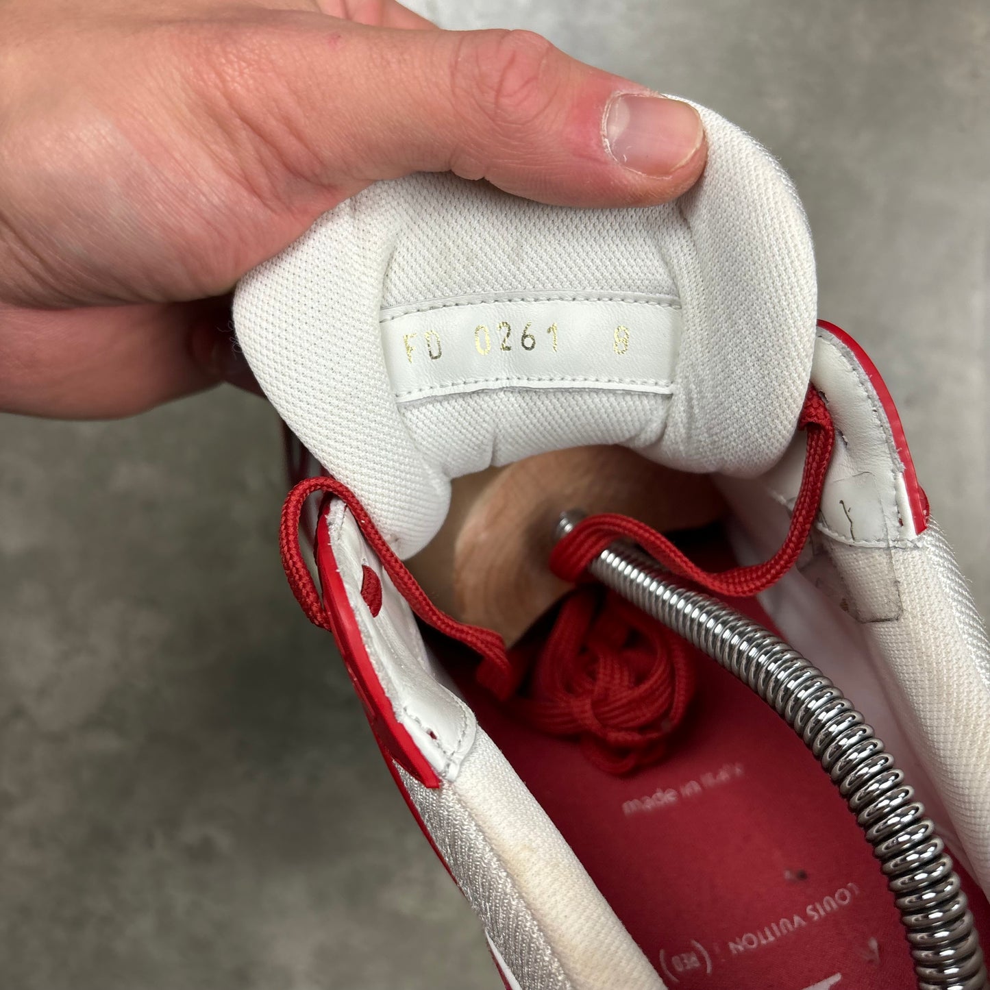 LOUIS VUITTON SNEAKERS (FITS 9)