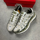 NIKE P-6000 -  CARGO KHAKI