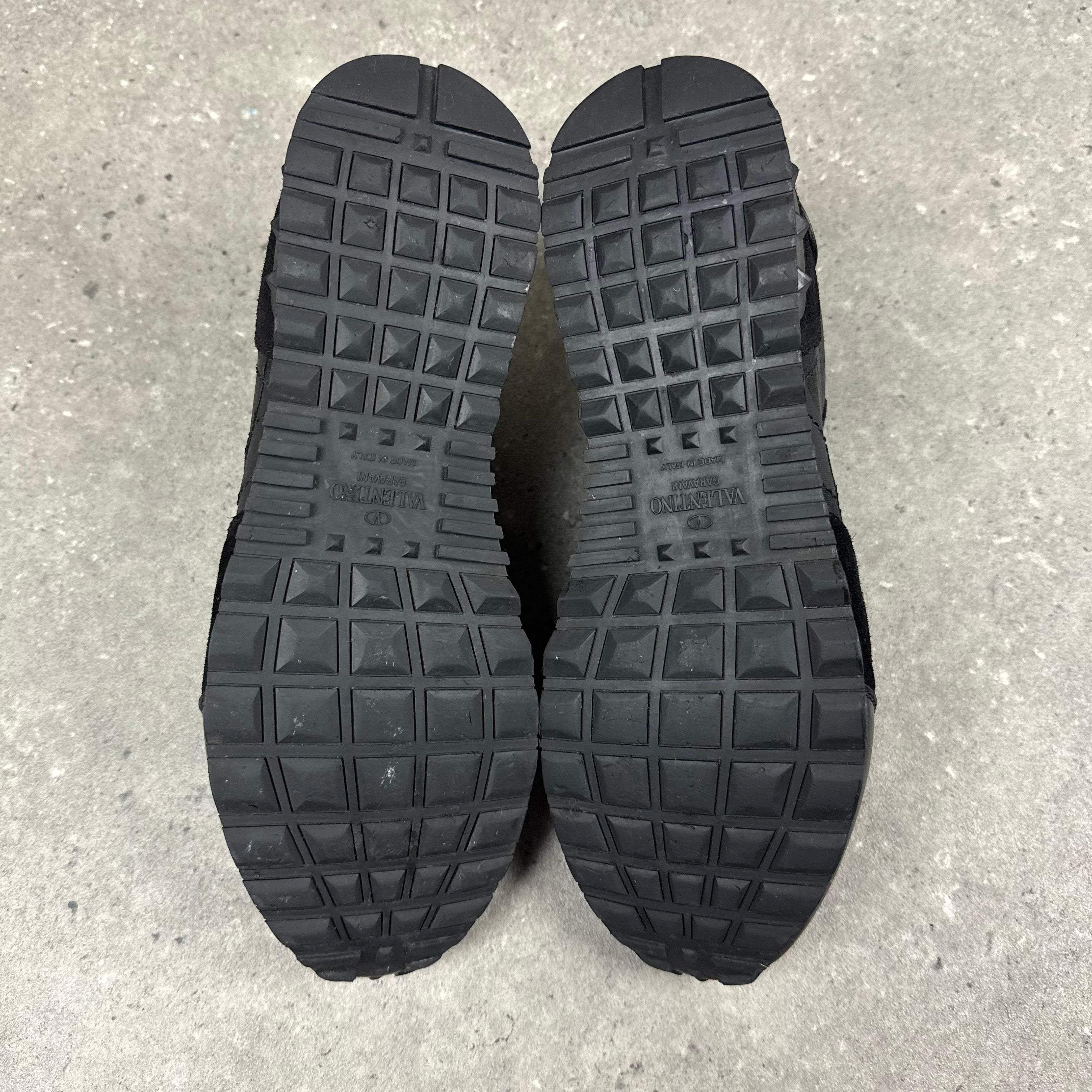 VALENTINO ROCKRUNNER BLACK - (EU42 / UK8)