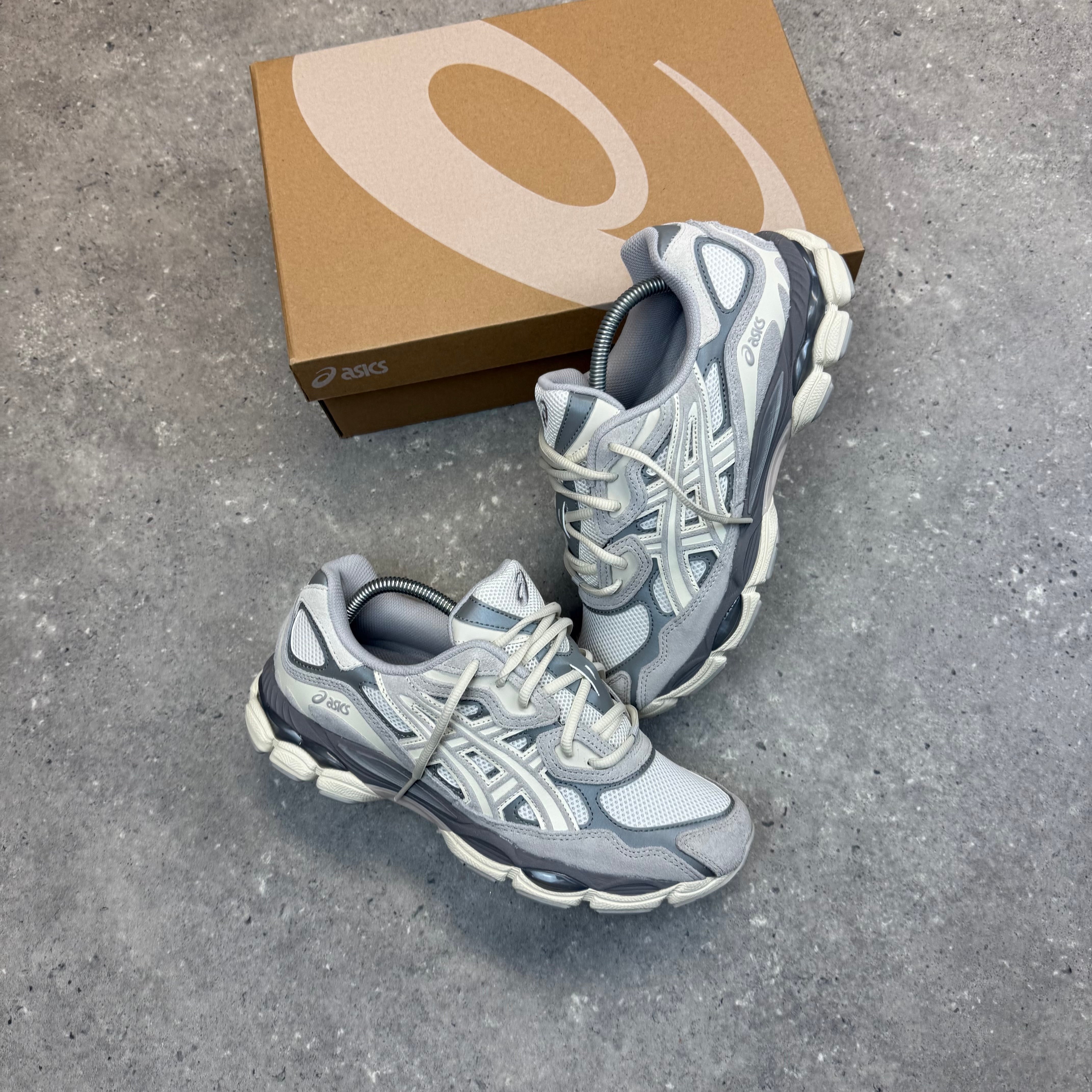 ASICS GEL NYC - CREAM / OYSTER GREY – Unlock Luxury UK