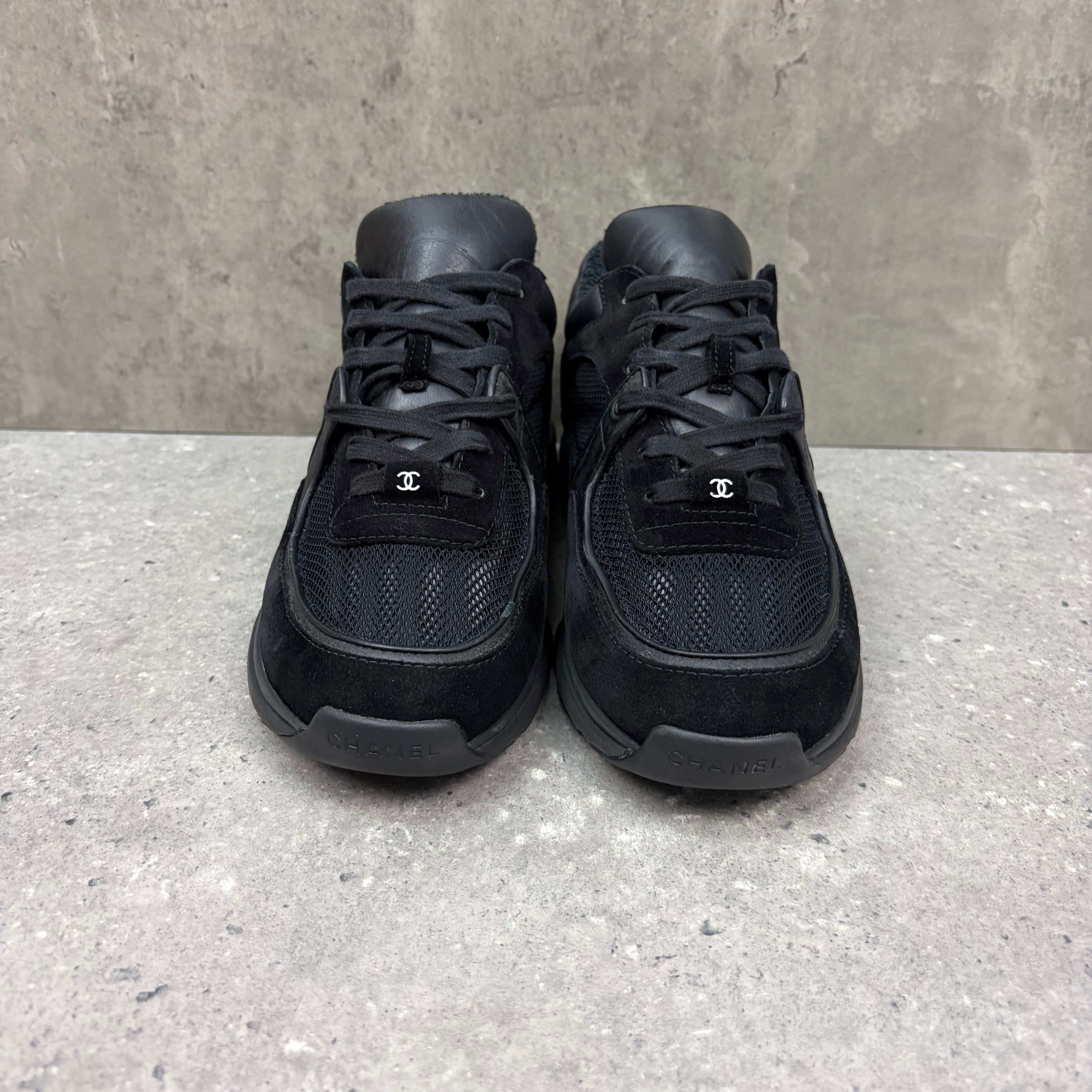 CHANEL RUNNERS BLACK -  (EU40.5 / UK6.5)