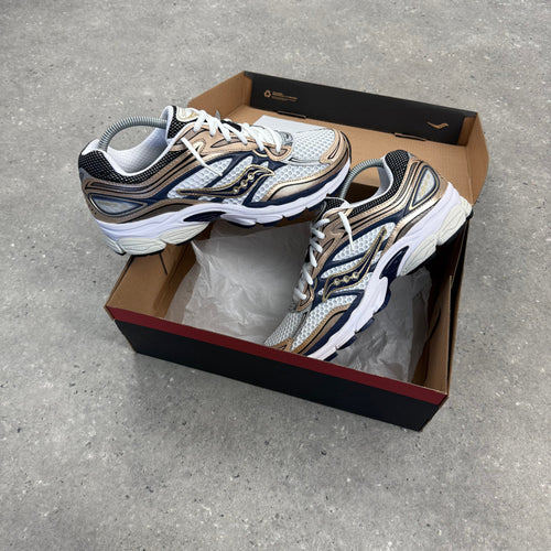 SAUCONY OMNI PRO GRID 9 - NAVY / SANDSTONE