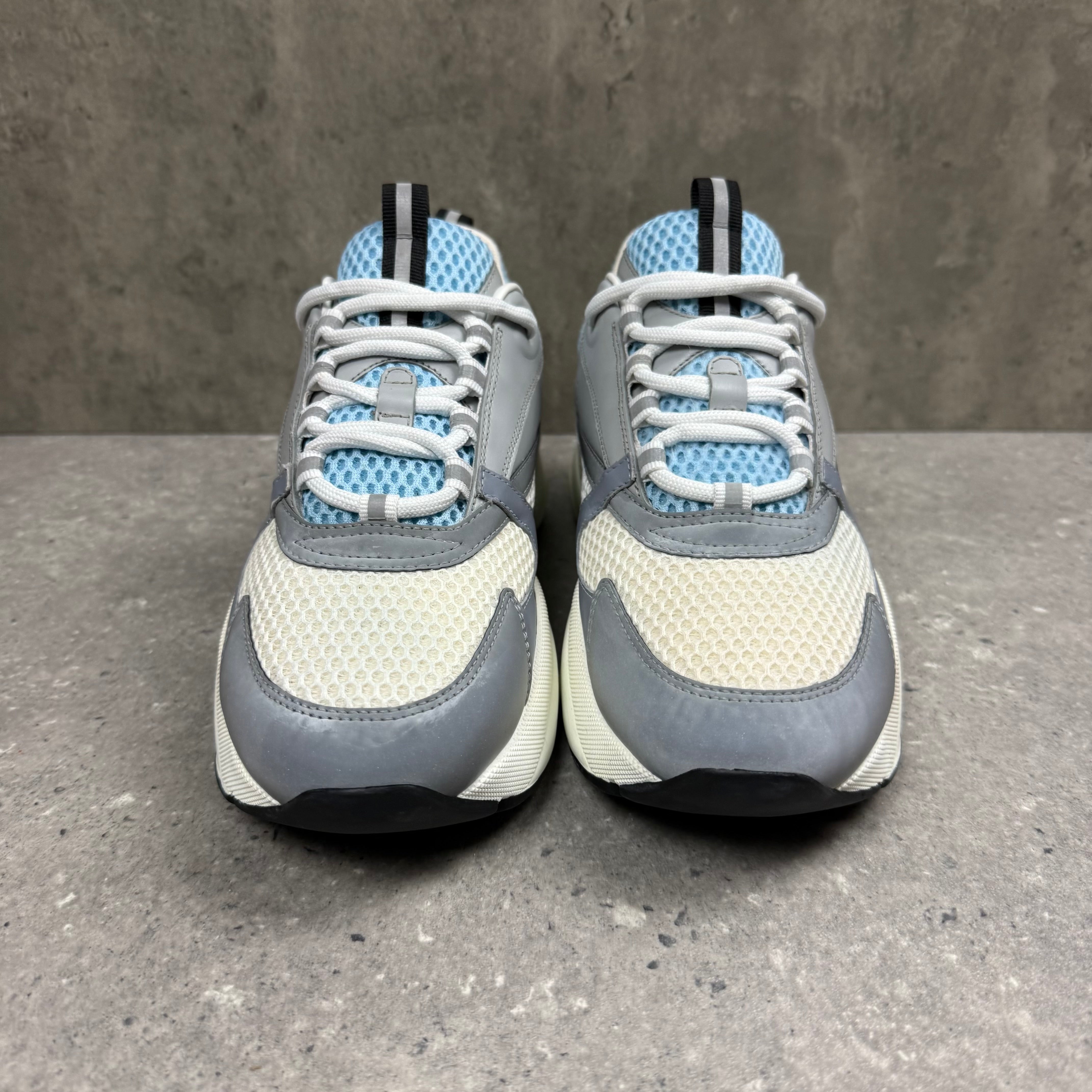 DIOR B22 BABY BLUE - (EU42 / UK8)