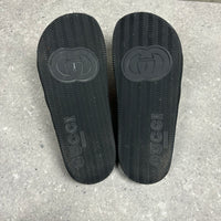 GUCCI SLIDERS - (EU41 / UK7)