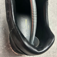 LOUIS VUITTON RUNAWAY BLACK/WHITE - EU 44 (FITS UK 11)