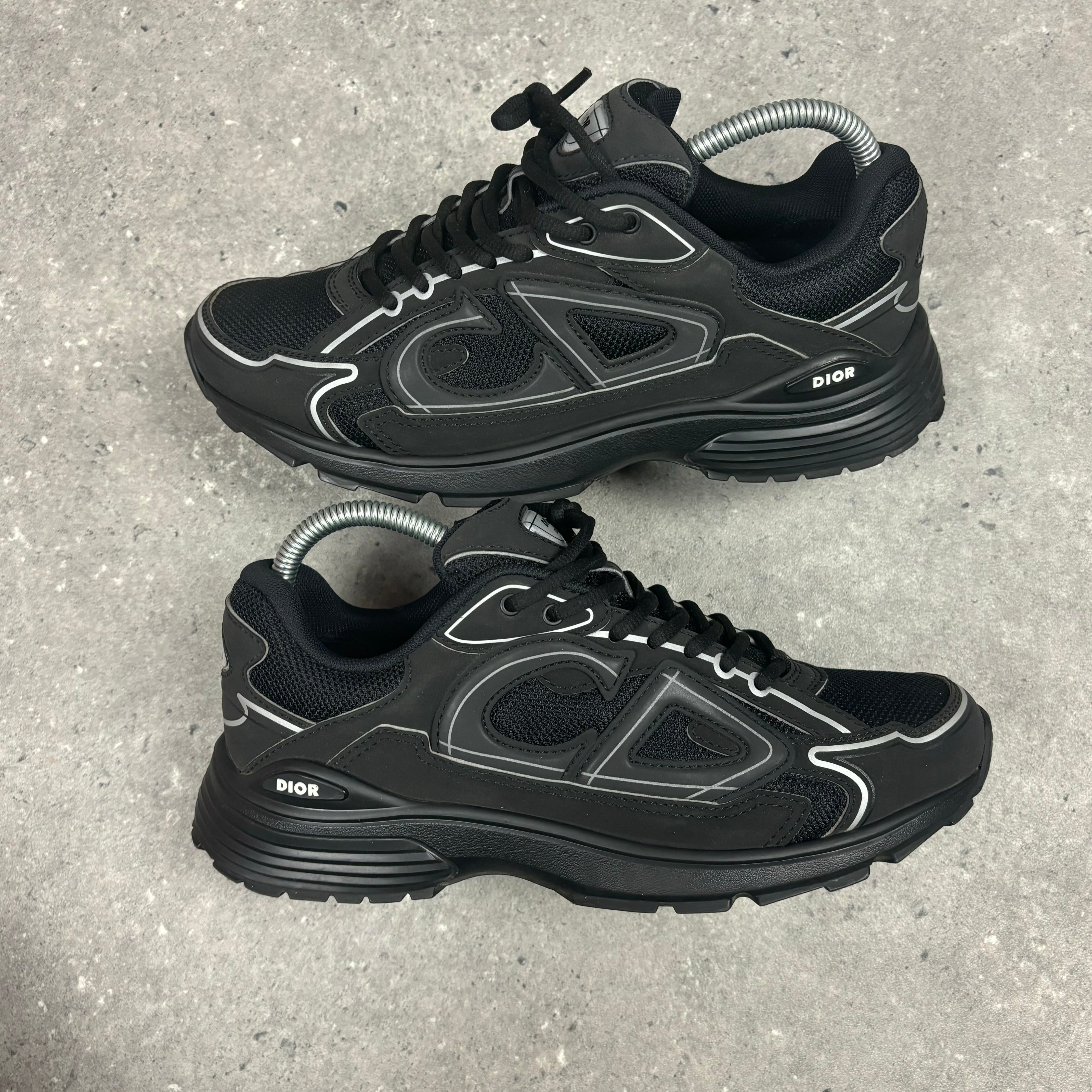DIOR B30 BLACK - (EU 40 / UK 6)
