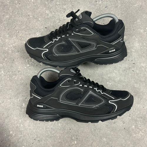 DIOR B30 BLACK - (EU 40 / UK 6)