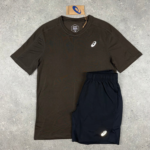 ASICS BROWN JACQUARD T-SHIRT & BLACK 7” CORE SHORTS