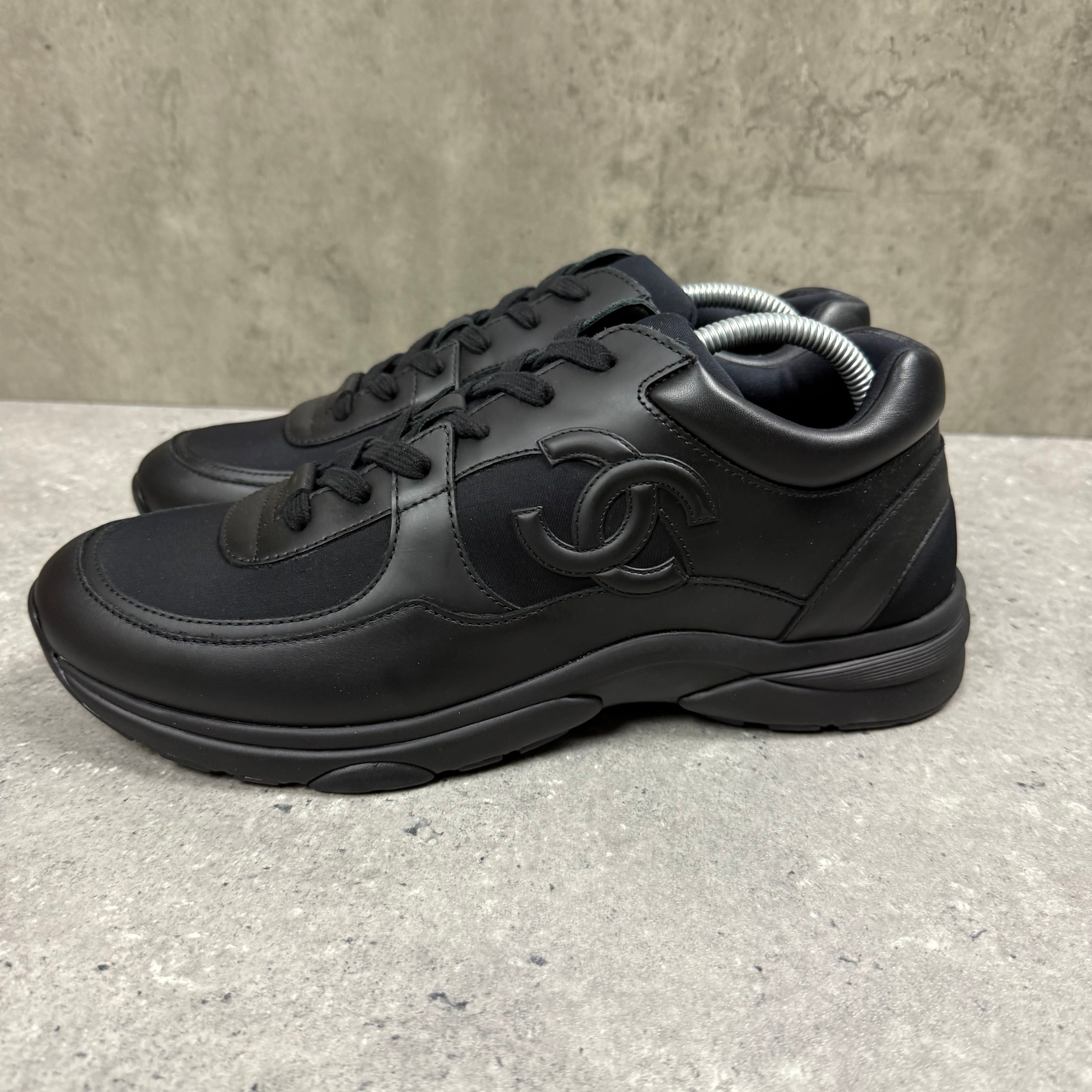 CHANEL RUNNERS BLACK LEATHER -  (EU44 / UK10)