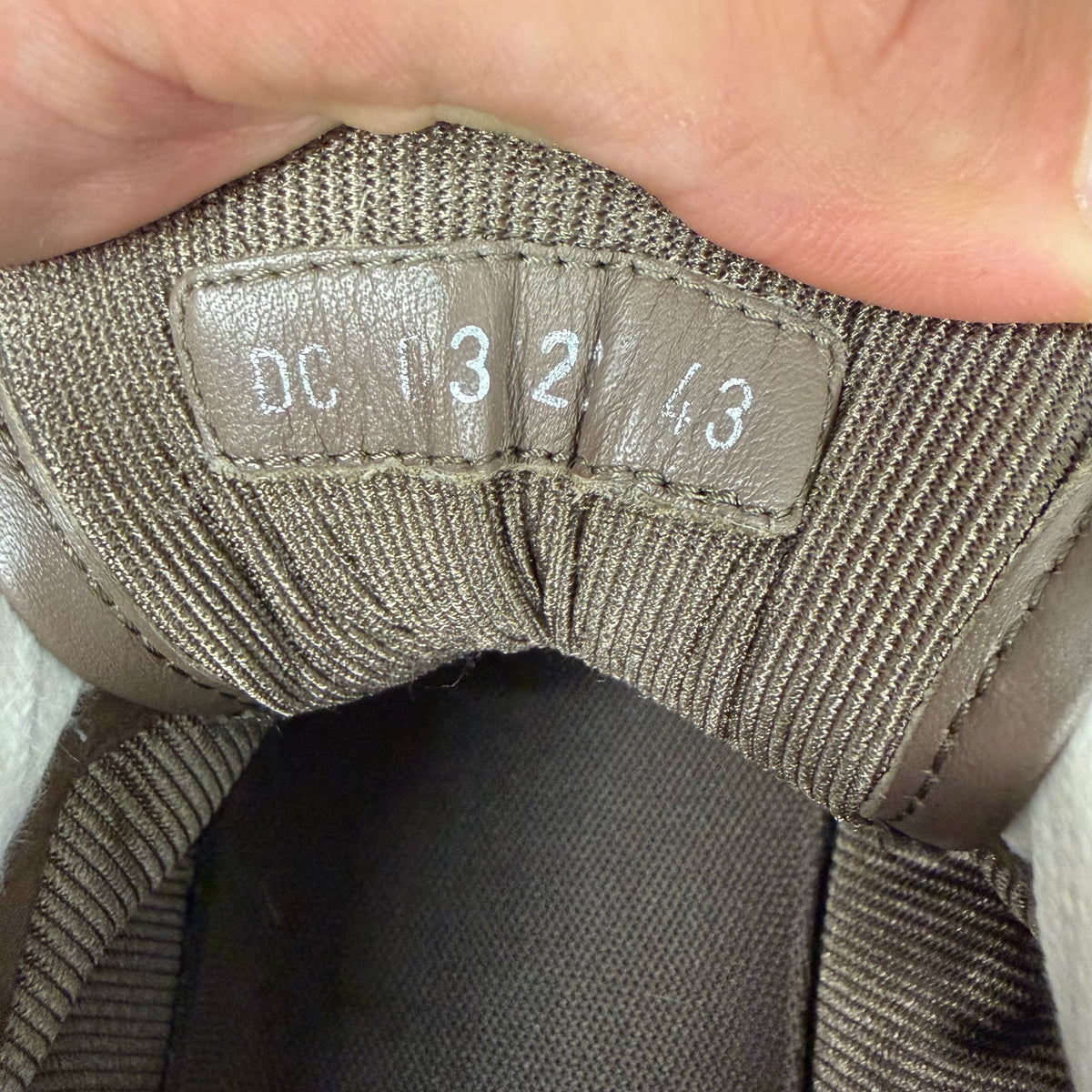 DIOR B27 BROWN/BEIGE - (EU43 / UK9)
