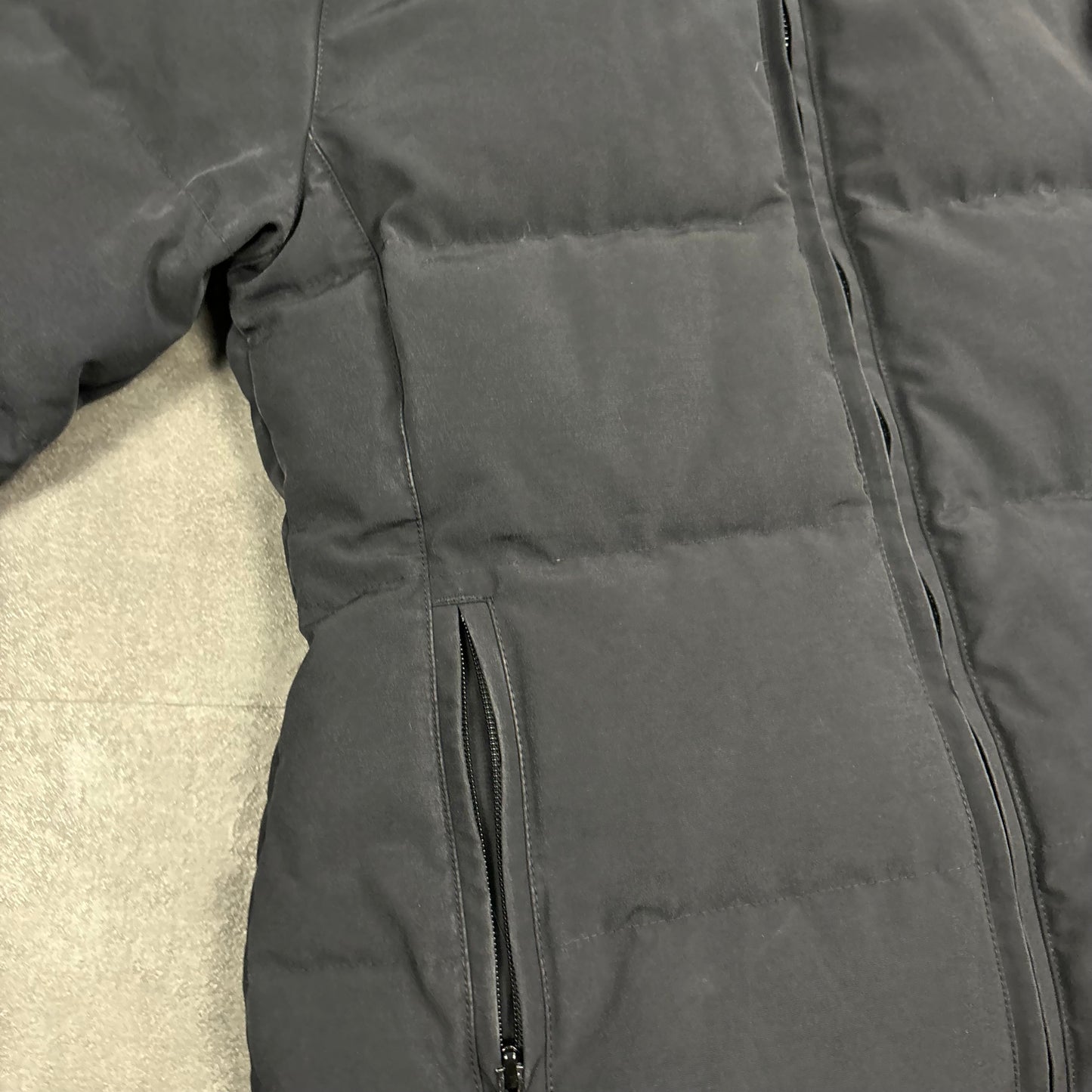 CANADA GOOSE CHELSEA PARKA (FITS A SMALL)