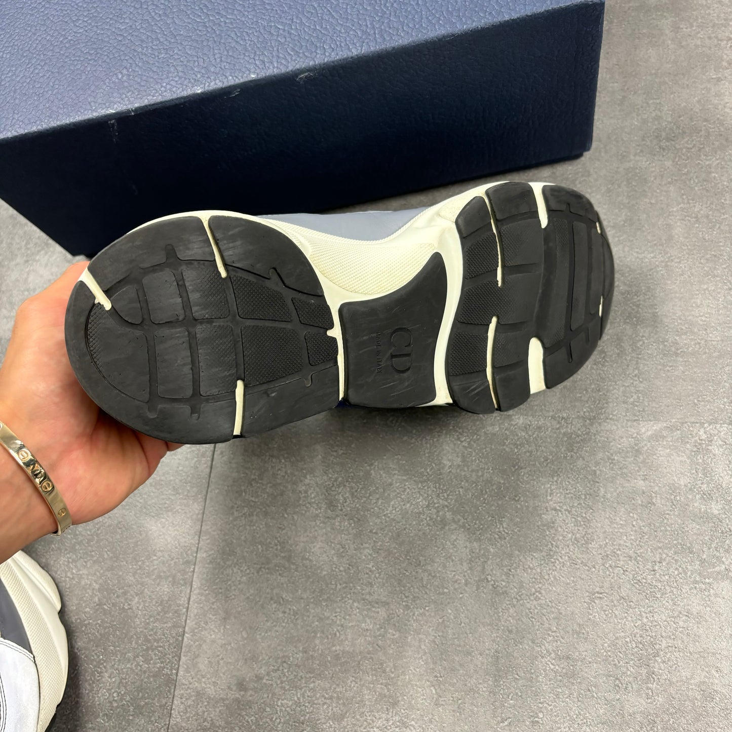 DIOR B22 TRAINERS - BABY BLUE (FITS 7)