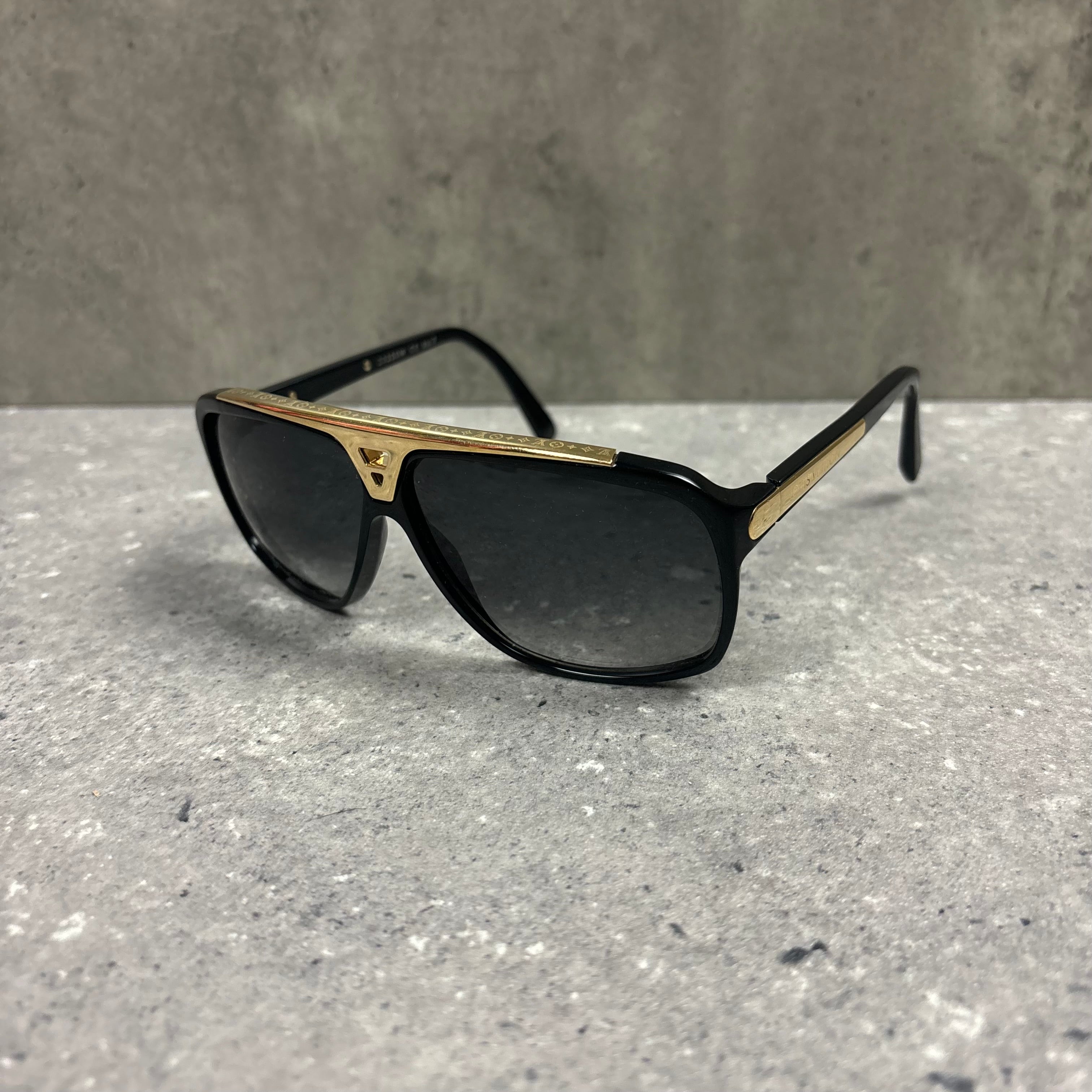 LOUIS VUITTON EVIDENCE SUNGLASSES
