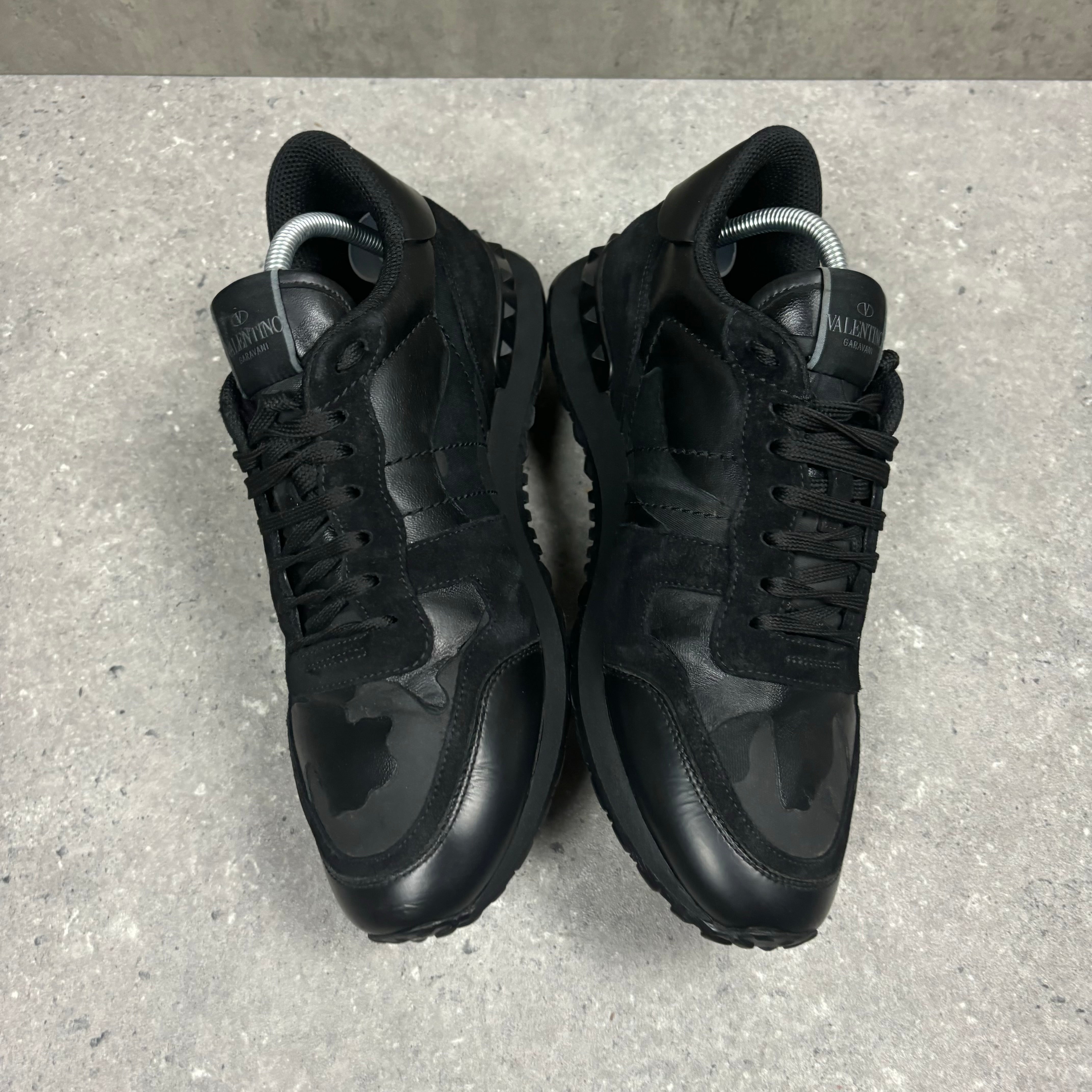 VALENTINO ROCKRUNNER BLACK - (EU42.5 / UK8.5)