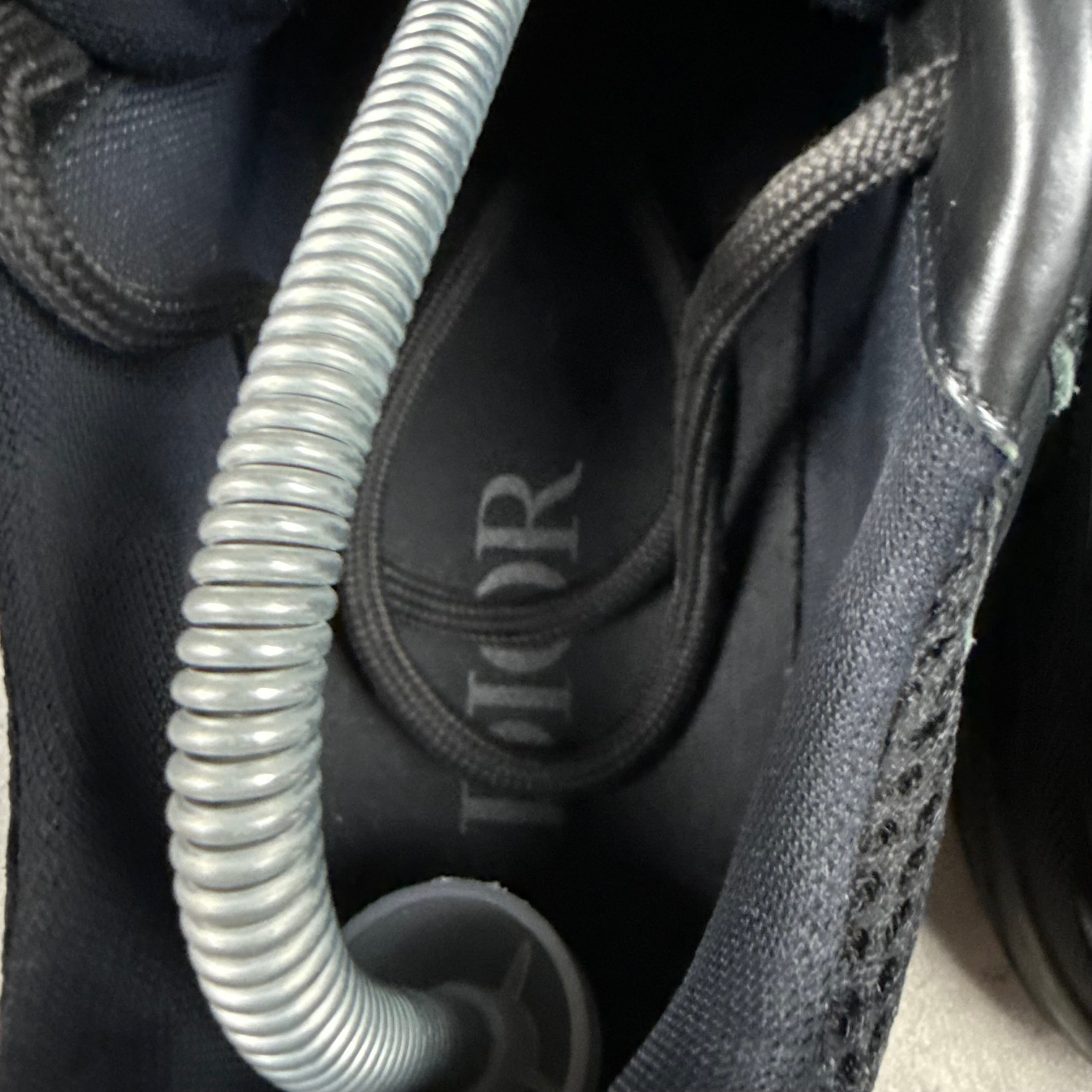 DIOR B22 BLACK - (EU42 / UK8)
