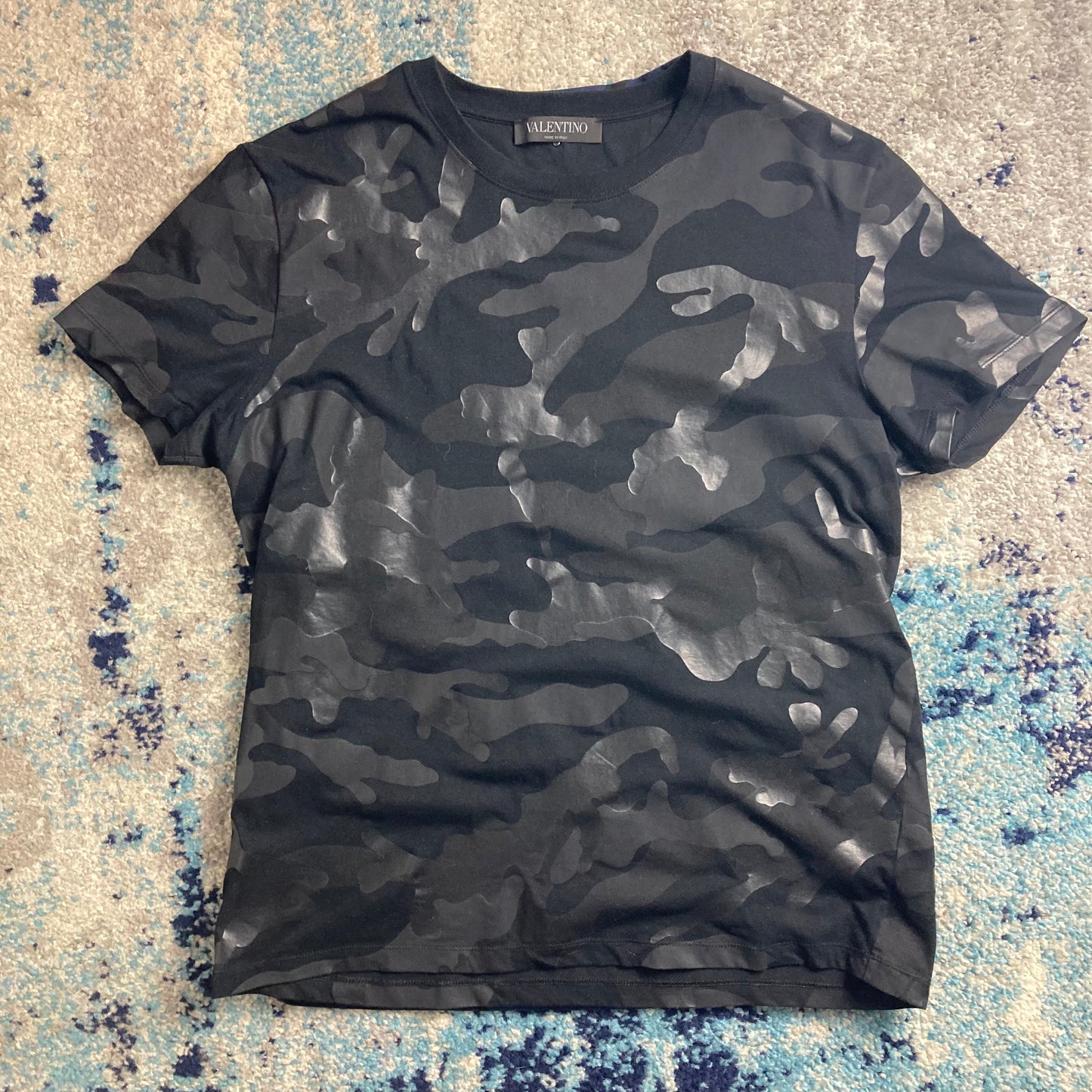 VLTN Black Camo T-Shirt (FITS M)